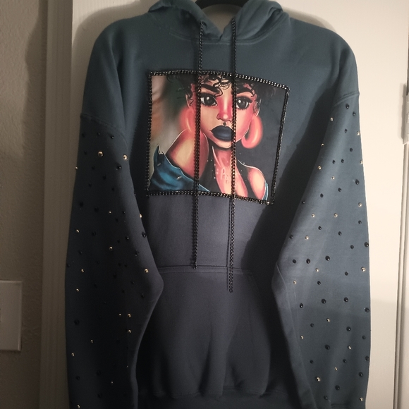 Custom sweater - Picture 3 of 8